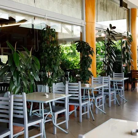 Autogrill Restaurant & 3*