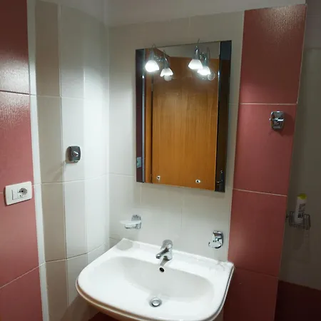 Otel Autogrill Restaurant & Lekel